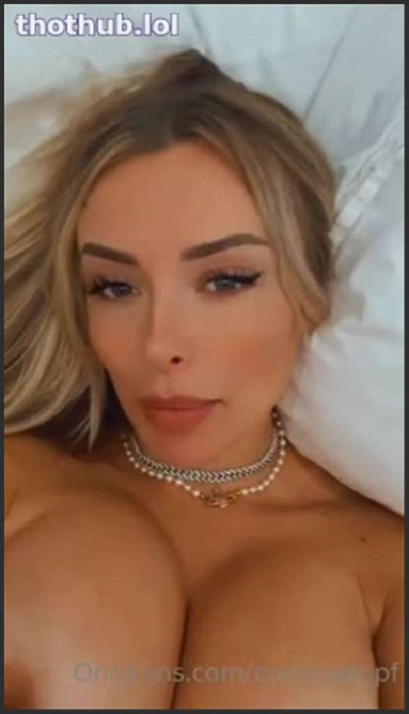 Corinna Kopf Sexvideo nach dem aufwachen wird direkt gefickt