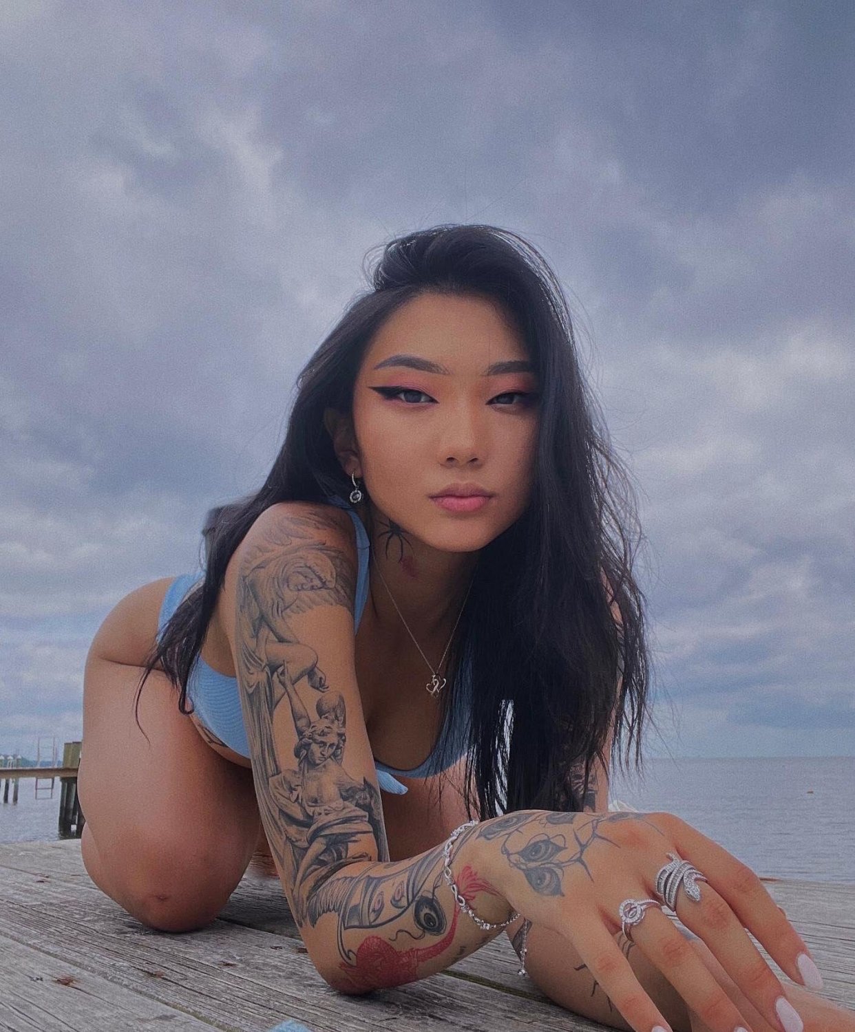 Tattoo Girl sucht Sex